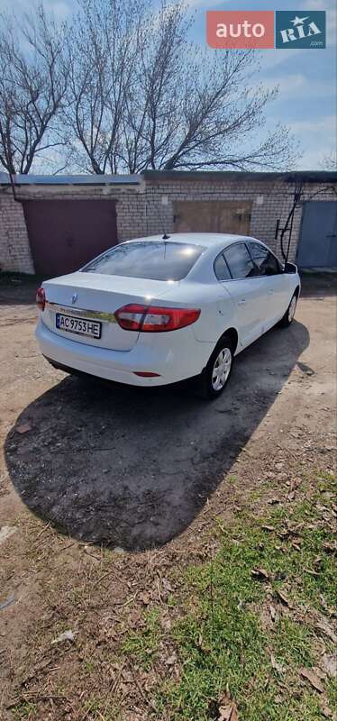 Седан Renault Fluence 2015 в Кривом Роге