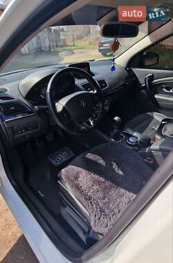 Седан Renault Fluence 2015 в Кривом Роге