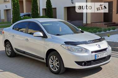 Седан Renault Fluence 2010 в Ровно