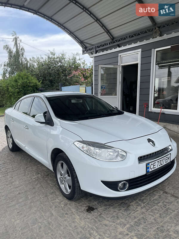 Седан Renault Fluence 2011 в Черновцах