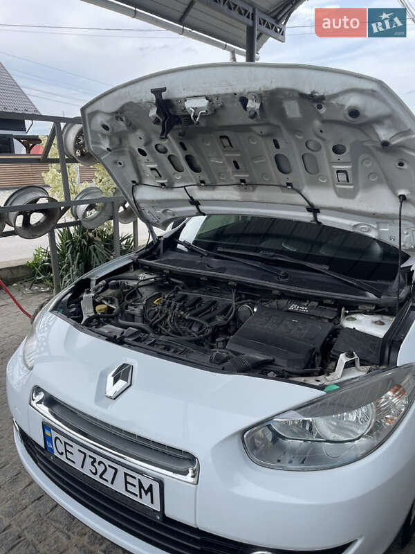 Седан Renault Fluence 2011 в Черновцах