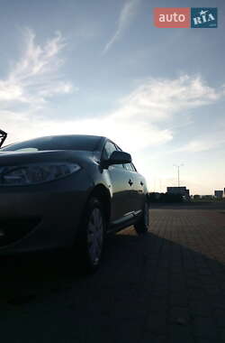 Седан Renault Fluence 2012 в Хусті