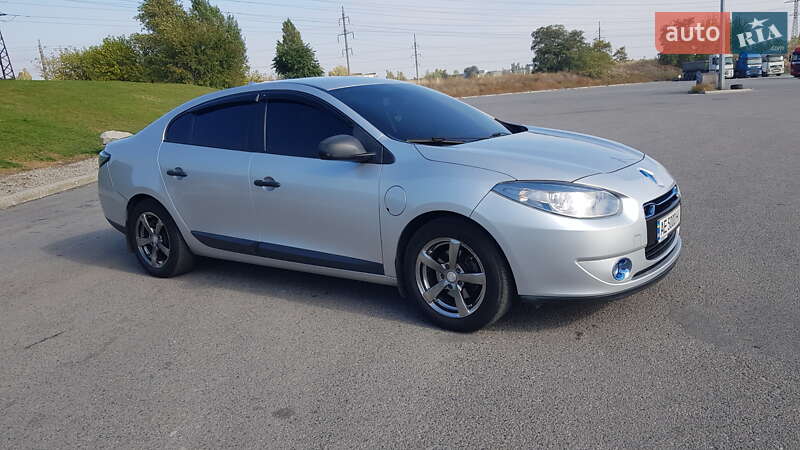 Седан Renault Fluence 2012 в Днепре