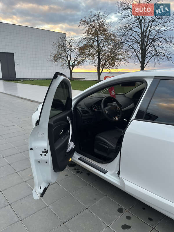 Седан Renault Fluence 2012 в Светловодске
