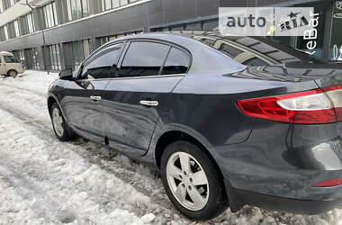 Седан Renault Fluence 2010 в Івано-Франківську