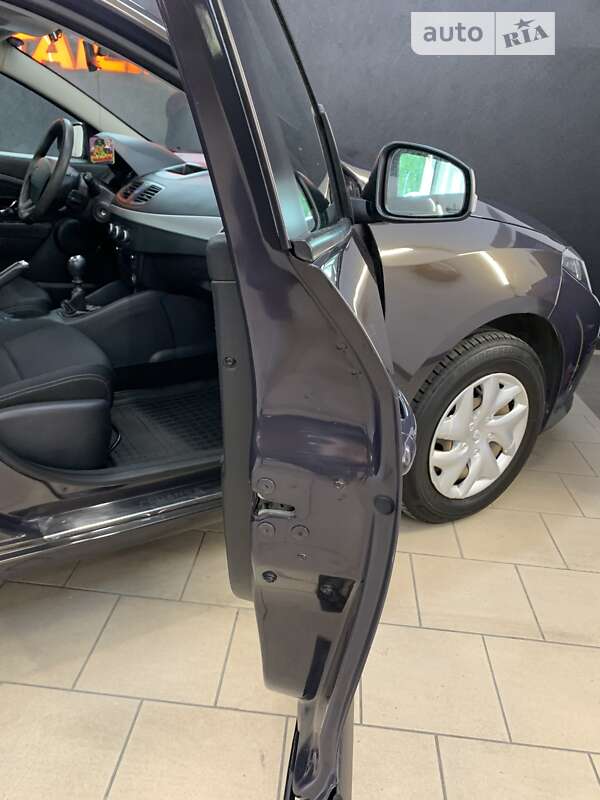 Седан Renault Fluence 2013 в Днепре