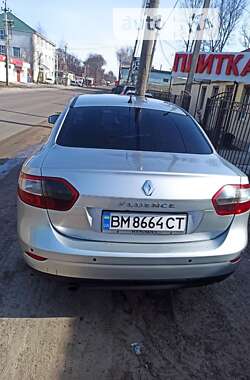 Седан Renault Fluence 2010 в Сумах