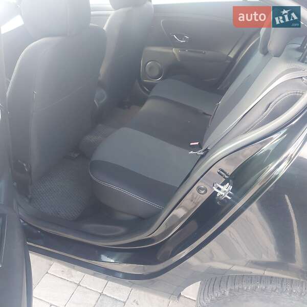 Седан Renault Fluence 2013 в Бучі