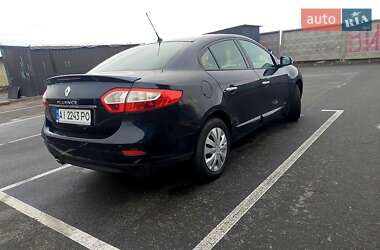 Седан Renault Fluence 2012 в 