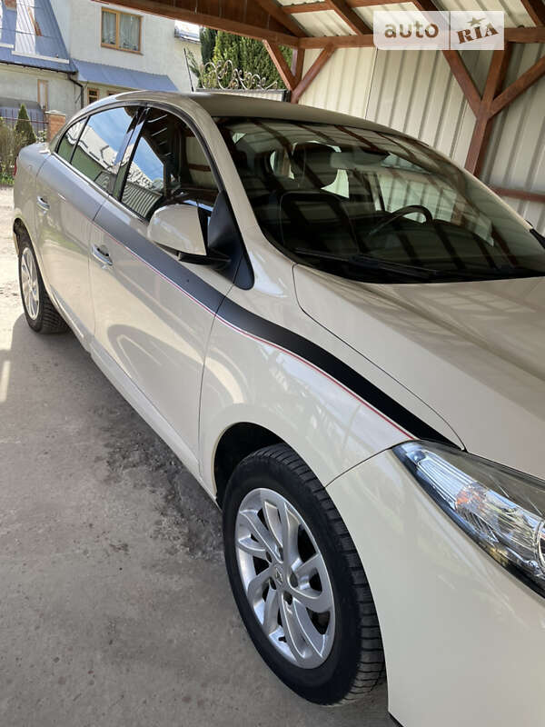 Седан Renault Fluence 2013 в Трускавце