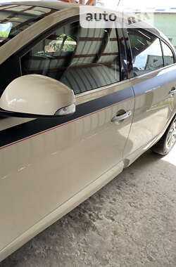 Седан Renault Fluence 2013 в 