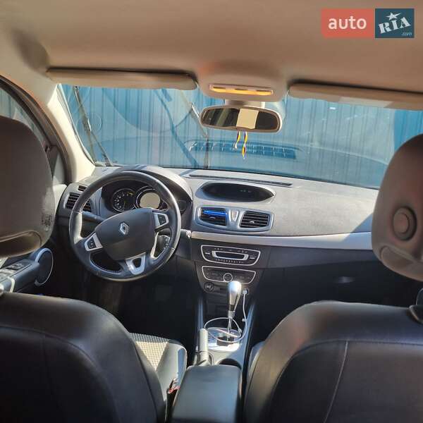 Седан Renault Fluence 2012 в Киеве