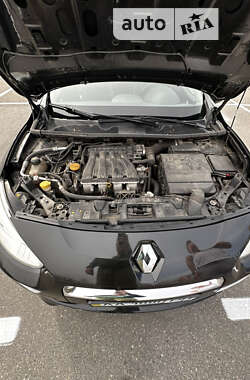 Седан Renault Fluence 2011 в Киеве