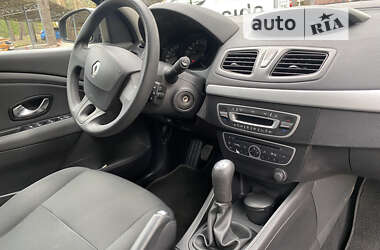 Седан Renault Fluence 2010 в Ірпені