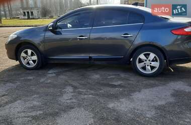 Седан Renault Fluence 2010 в 
