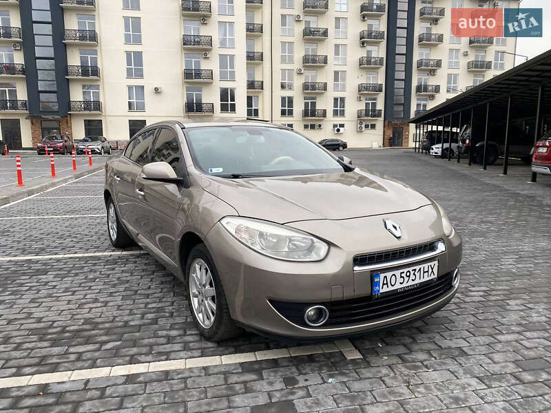 Седан Renault Fluence 2010 в Сваляве фото Седан Renault Fluence 2010 в Сваляве