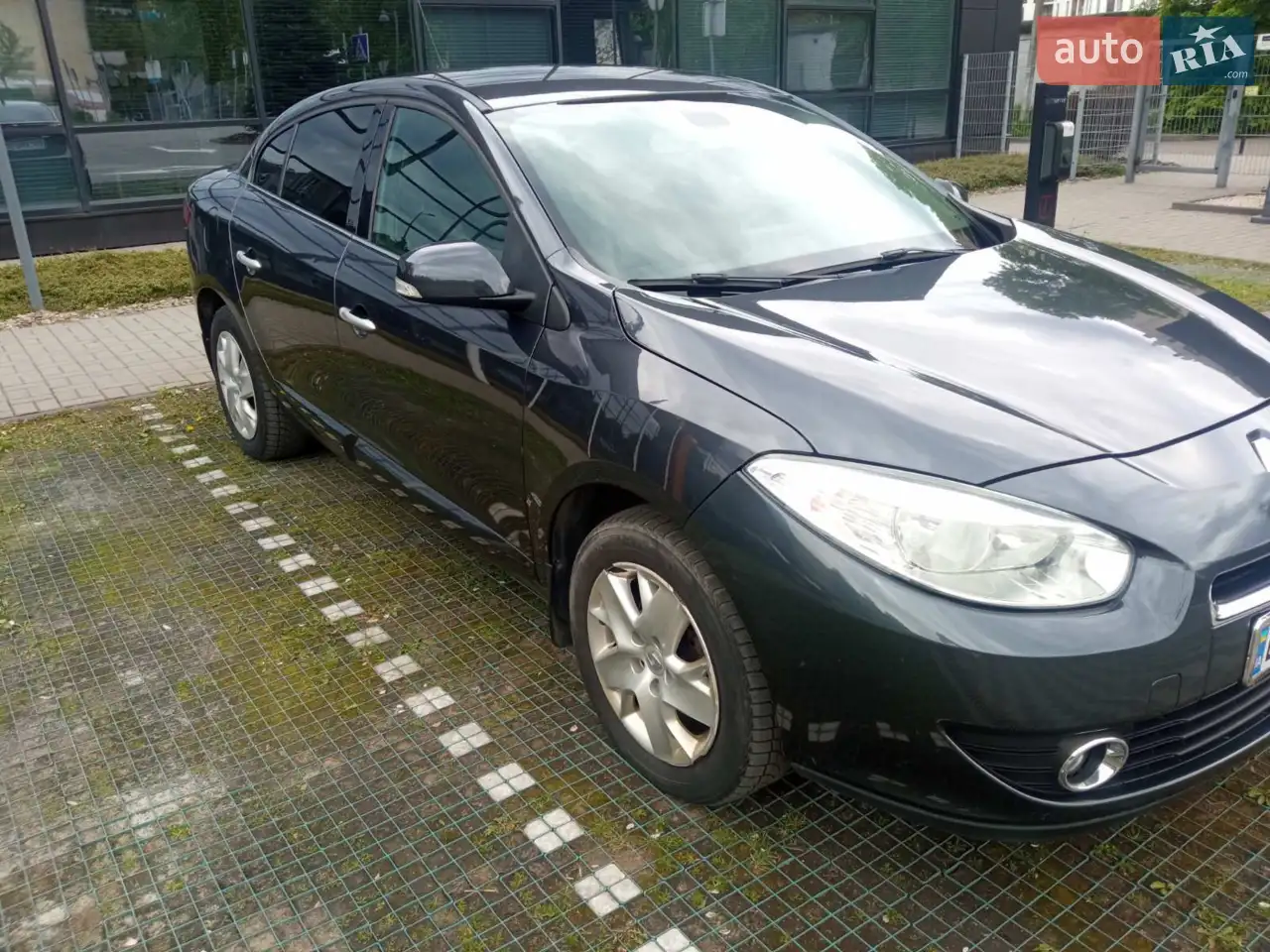 2011 Renault Fluence - мініатюра 40