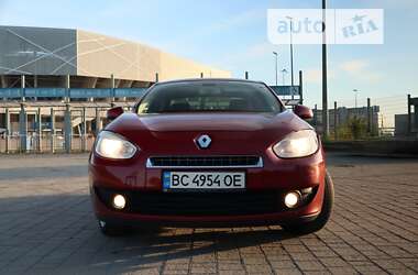 Седан Renault Fluence 2010 в Львові