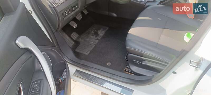 Седан Renault Fluence 2012 в Шепетовке
