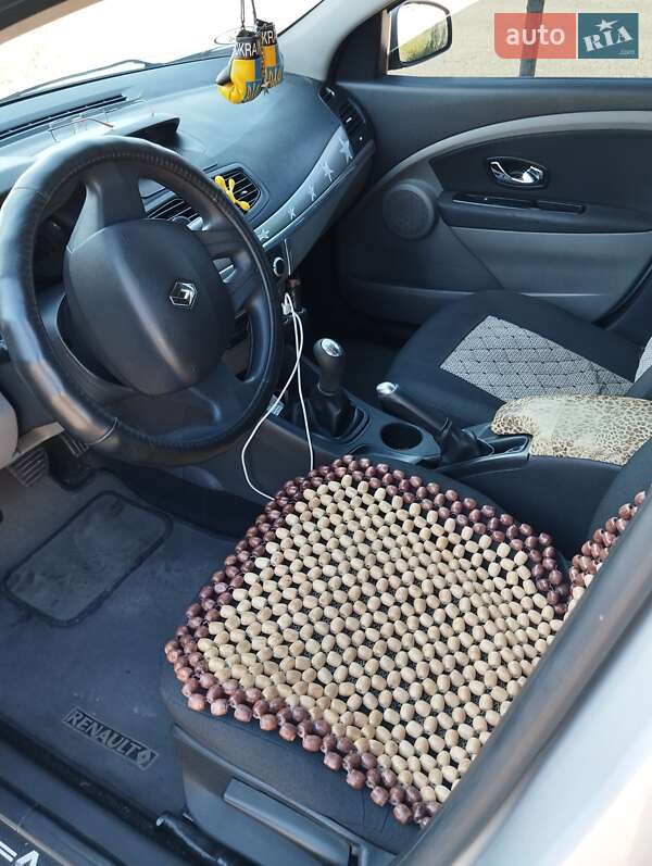 Седан Renault Fluence 2012 в Харькове