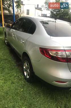 Седан Renault Fluence 2013 в 