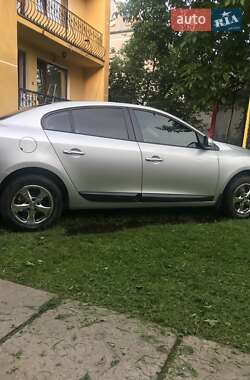 Седан Renault Fluence 2013 в 