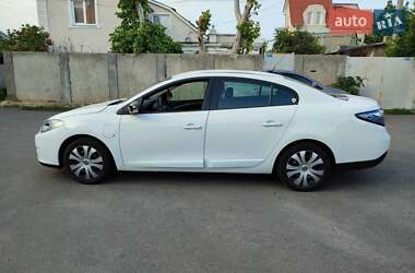 Седан Renault Fluence 2012 в 