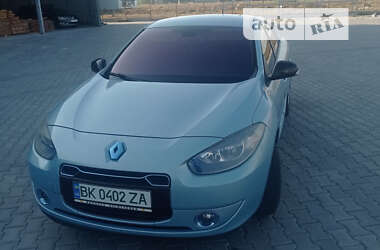 Седан Renault Fluence 2011 в Чернівцях