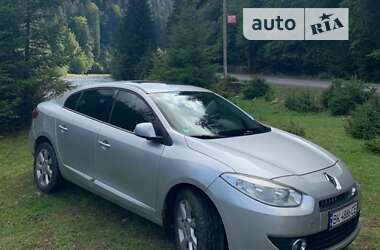 Седан Renault Fluence 2011 в Вараші