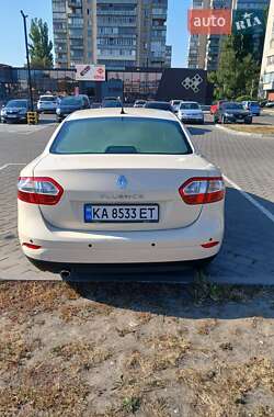 Седан Renault Fluence 2013 в 