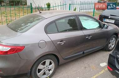 Седан Renault Fluence 2011 в 