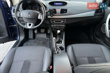 Седан Renault Fluence 2011 в 