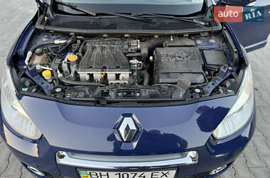 Седан Renault Fluence 2011 в 