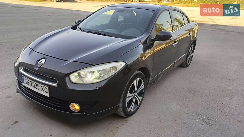 Седан Renault Fluence 2011 в 