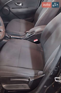 Седан Renault Fluence 2010 в 