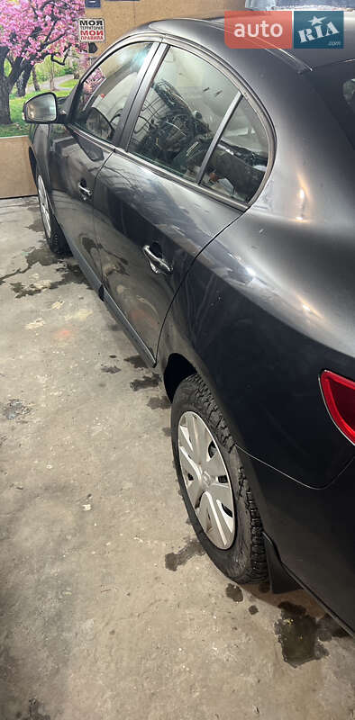 Седан Renault Fluence 2010 в Дніпрі