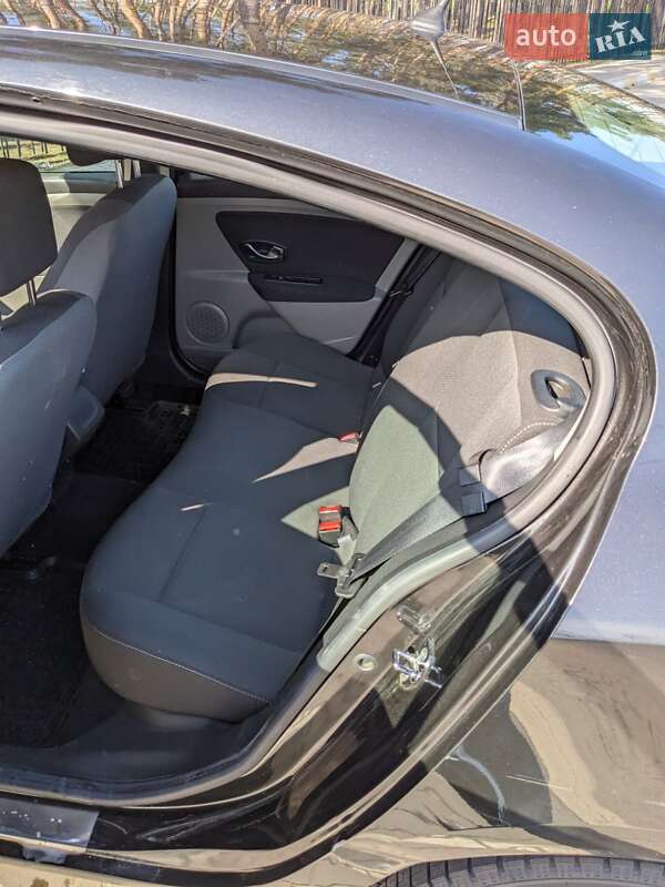 Седан Renault Fluence 2012 в Гостомеле
