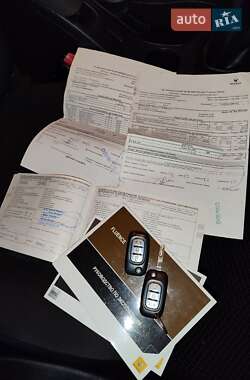Седан Renault Fluence 2012 в 