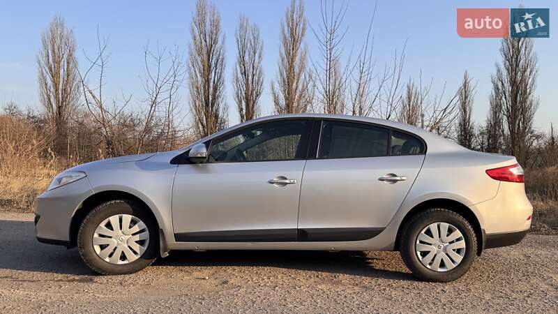 Седан Renault Fluence 2012 в Сумах