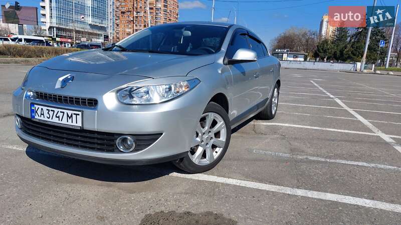 Седан Renault Fluence 2009 в 