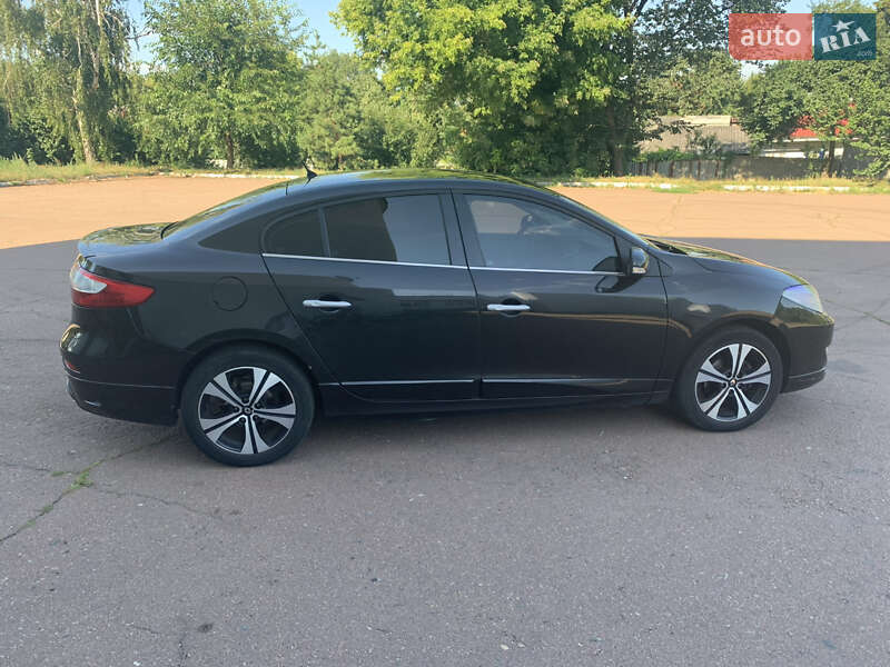 Седан Renault Fluence 2011 в Чернигове