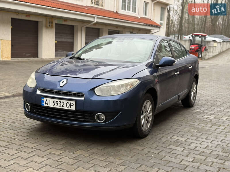 Седан Renault Fluence 2011 в 