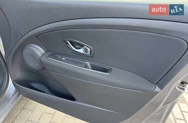 Седан Renault Fluence 2013 в 