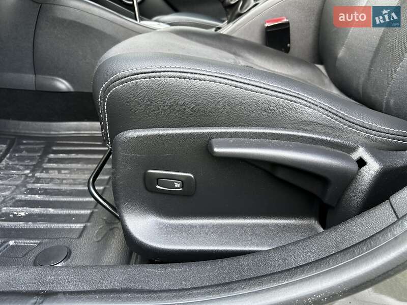 Седан Renault Fluence 2011 в Борисполі