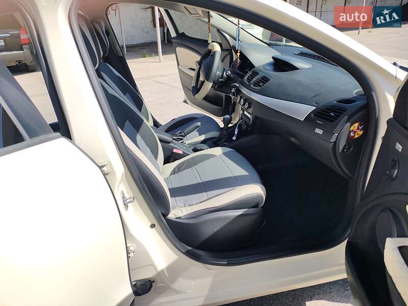 Седан Renault Fluence 2013 в Бердичеві