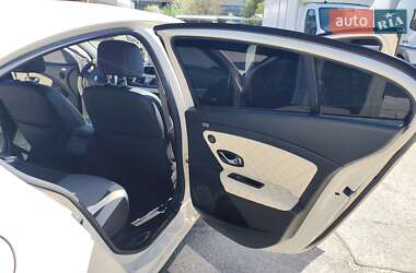 Седан Renault Fluence 2013 в 