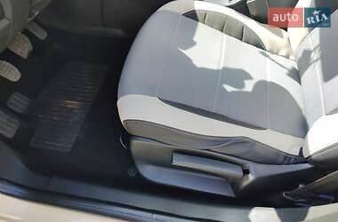 Седан Renault Fluence 2013 в 