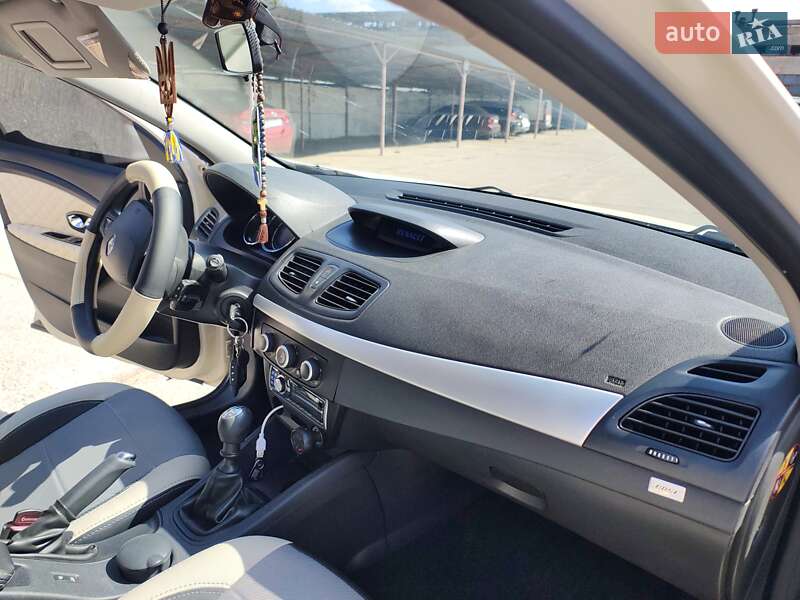 Седан Renault Fluence 2013 в Бердичеві