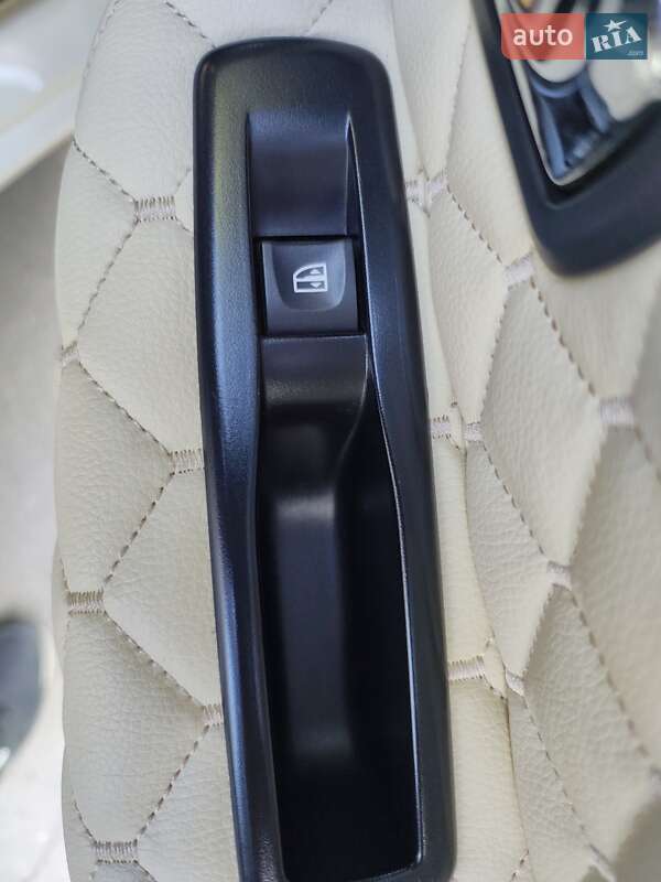 Седан Renault Fluence 2013 в Бердичеві