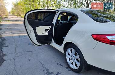 Седан Renault Fluence 2013 в 